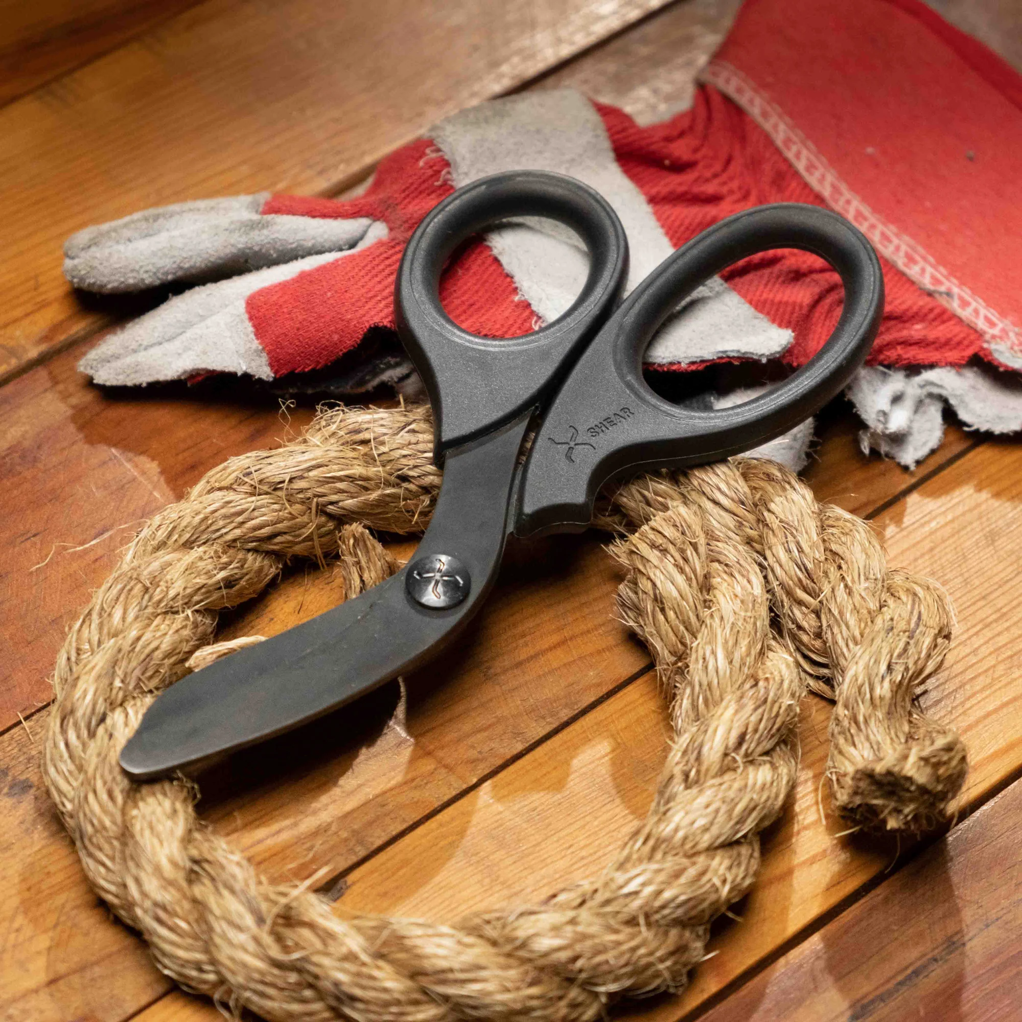 XShear 7.5” Heavy Duty Trauma Shears The Original XShear 2